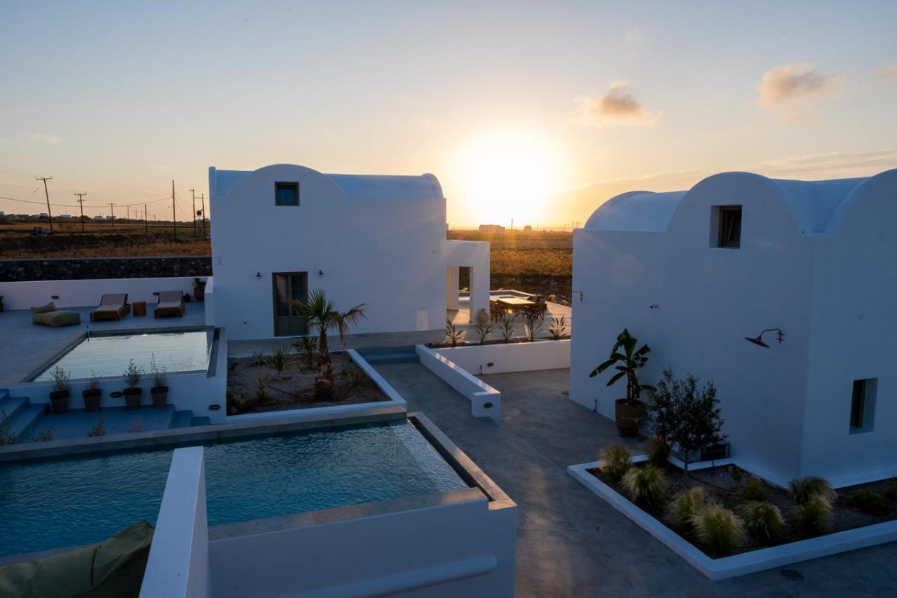 Oia Kissiri - Private Pool Villas Exteriör bild